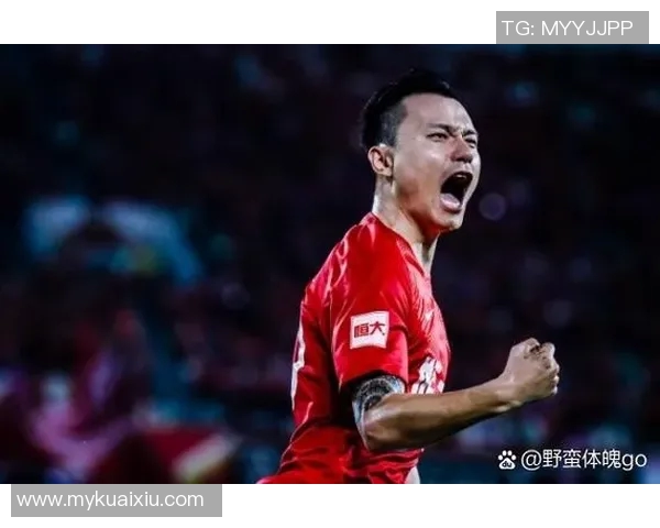 天下足球七号球星是谁揭秘 这位传奇人物如何征服绿茵场